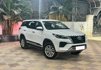Toyota Fortuner (New)