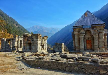 Elite Valleys: Pathankot to Kashmir Journey