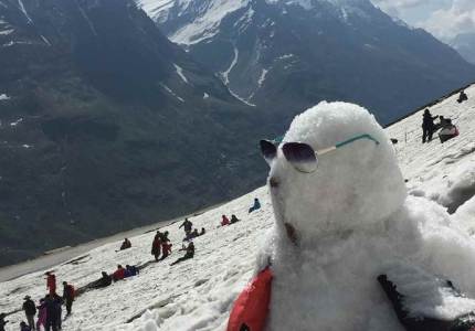 Peaks & Valleys Tour: Amritsar to Himalayas