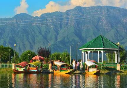 Elite Valleys: Pathankot to Kashmir Journey